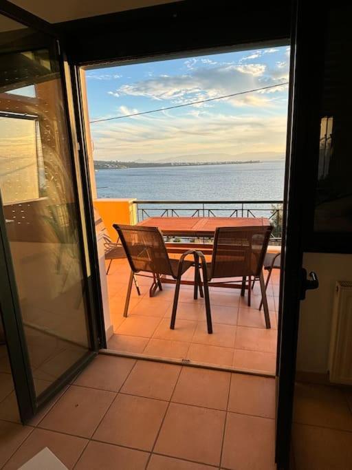 Appartement Avec Vue Aegina Exterior photo